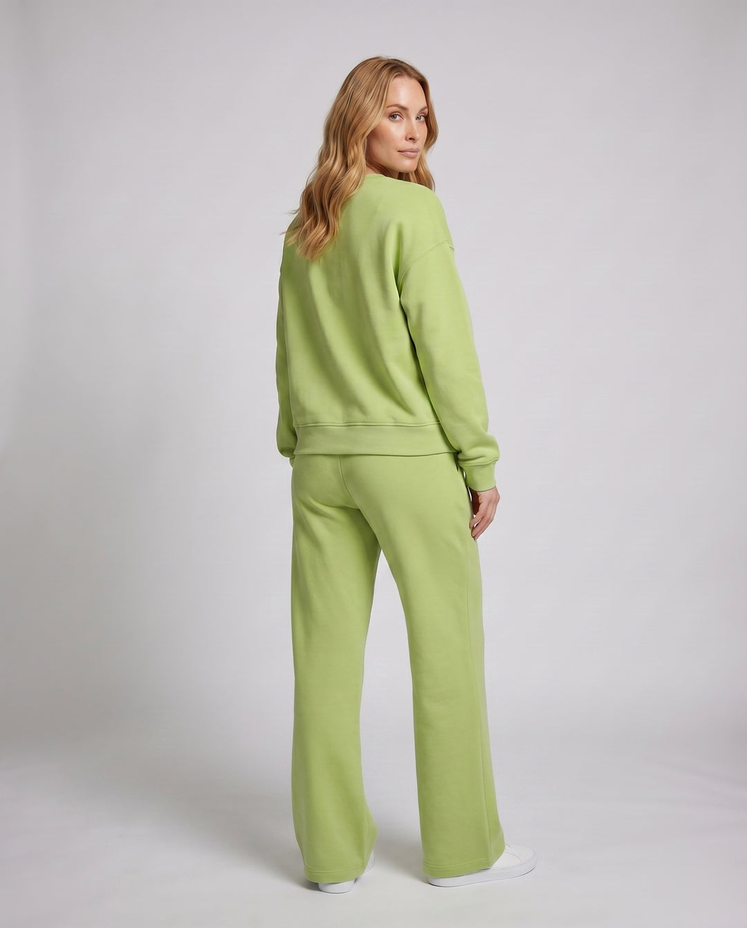 Product 15598197277002 - back_view