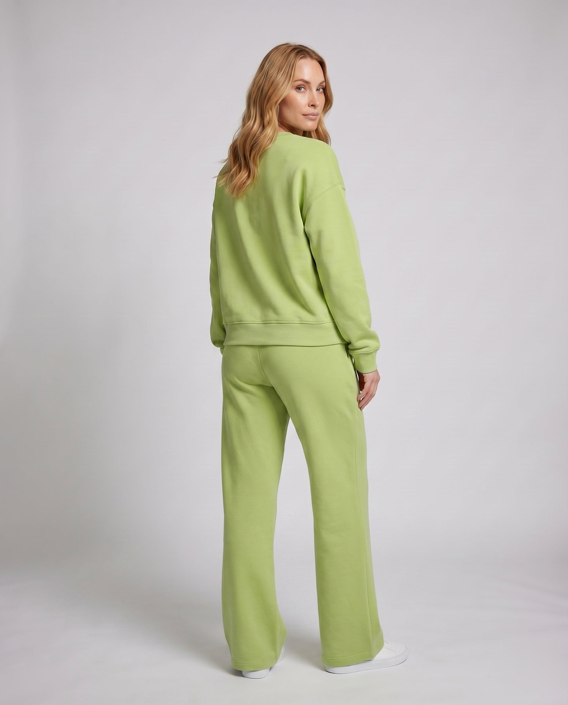 Product 15598197277002 - back_view