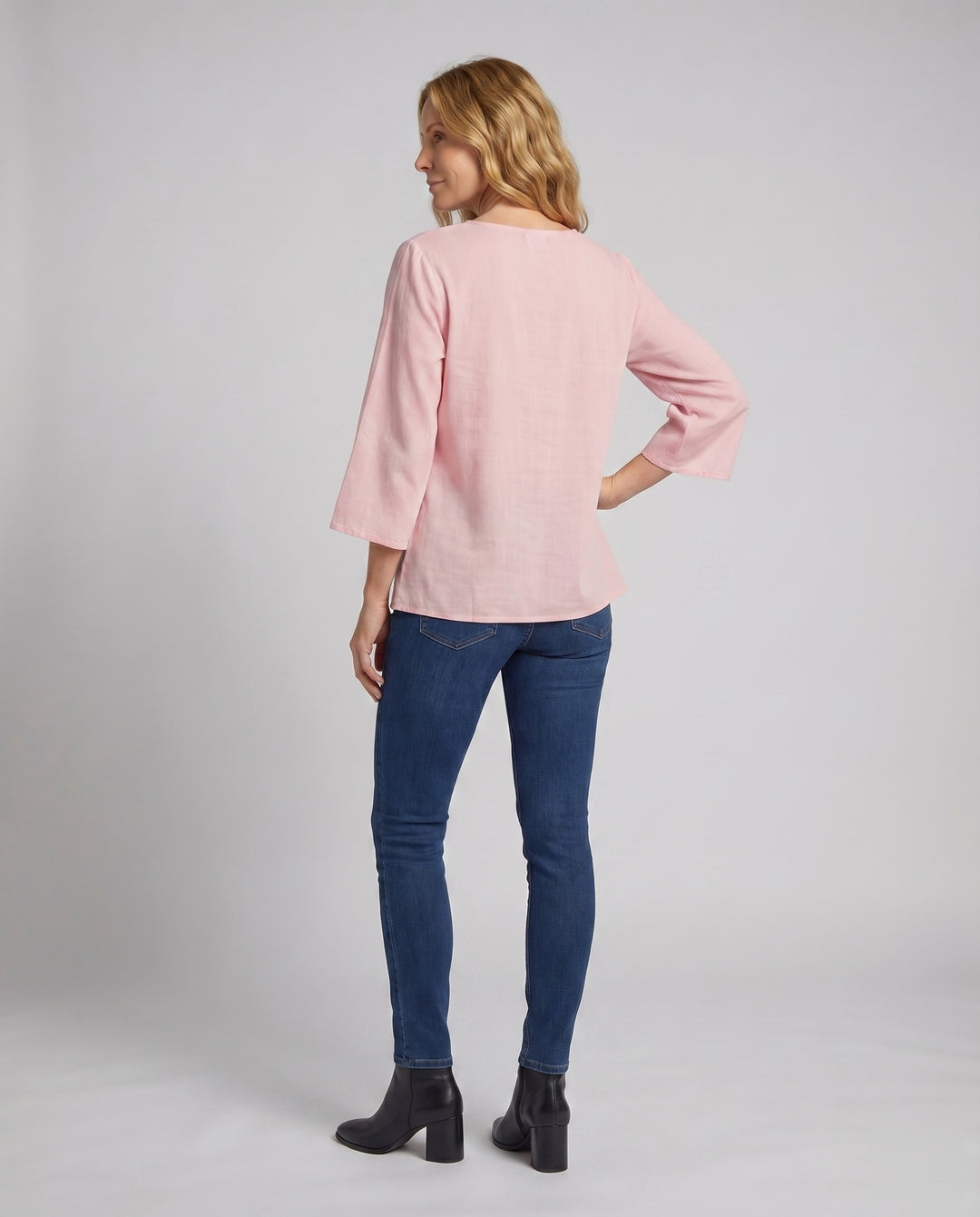 Product 15598205665610 - back_view