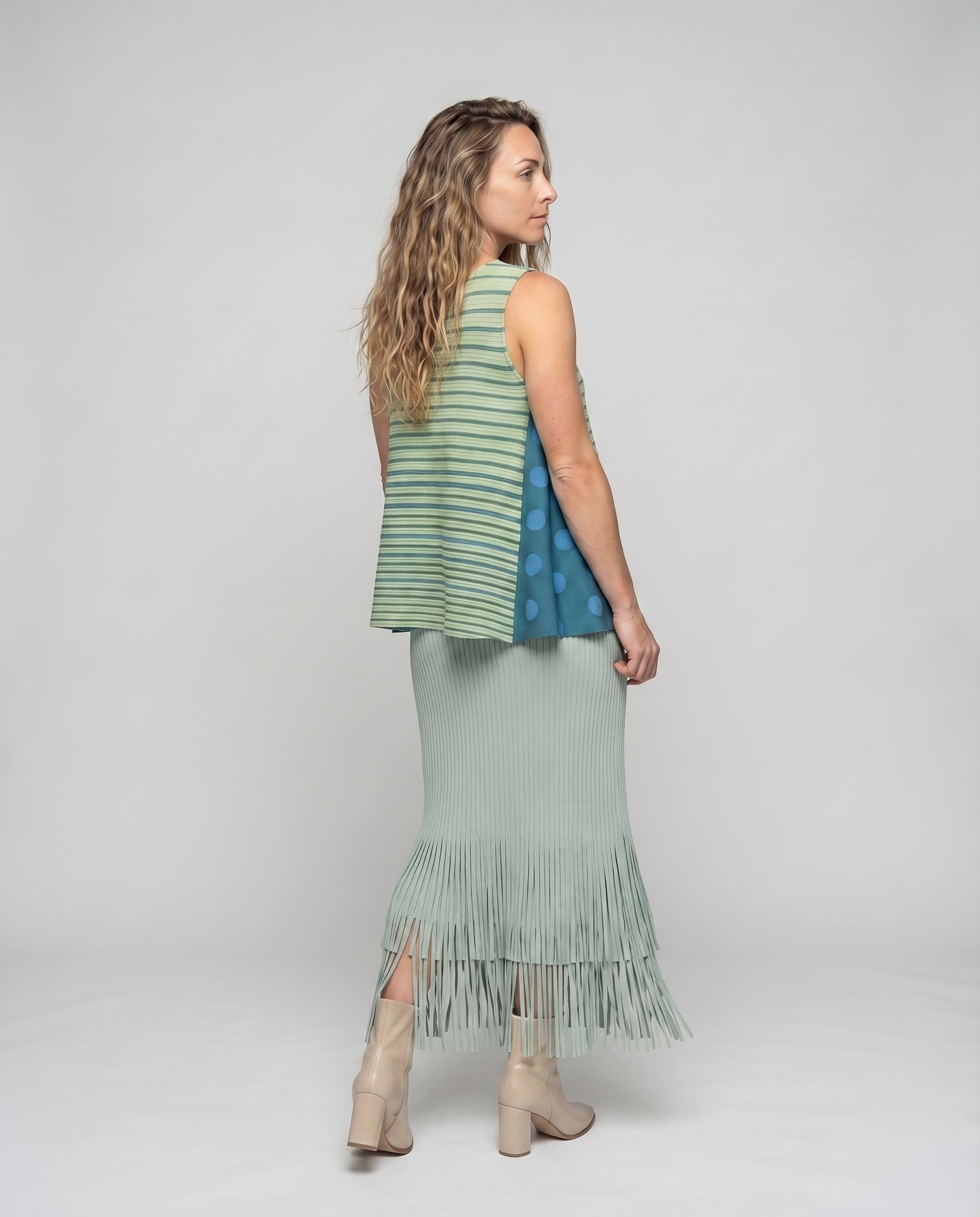 Product 15598217331018 - back_view