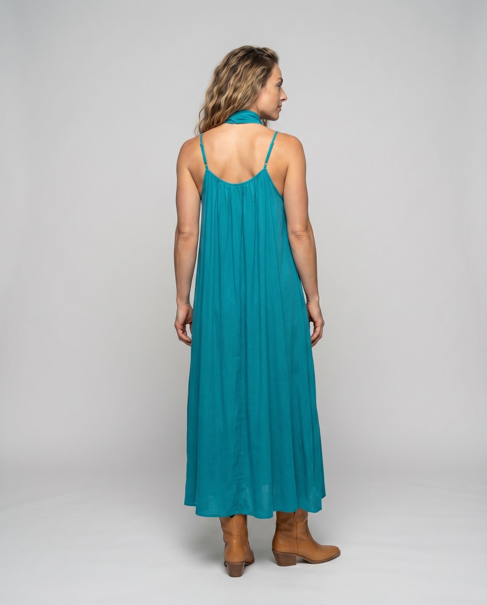 Product 15601199120714 - back_view
