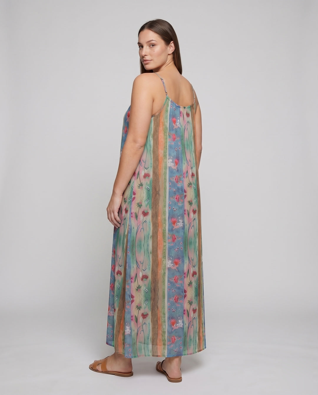 Product 15601199645002 - back_view