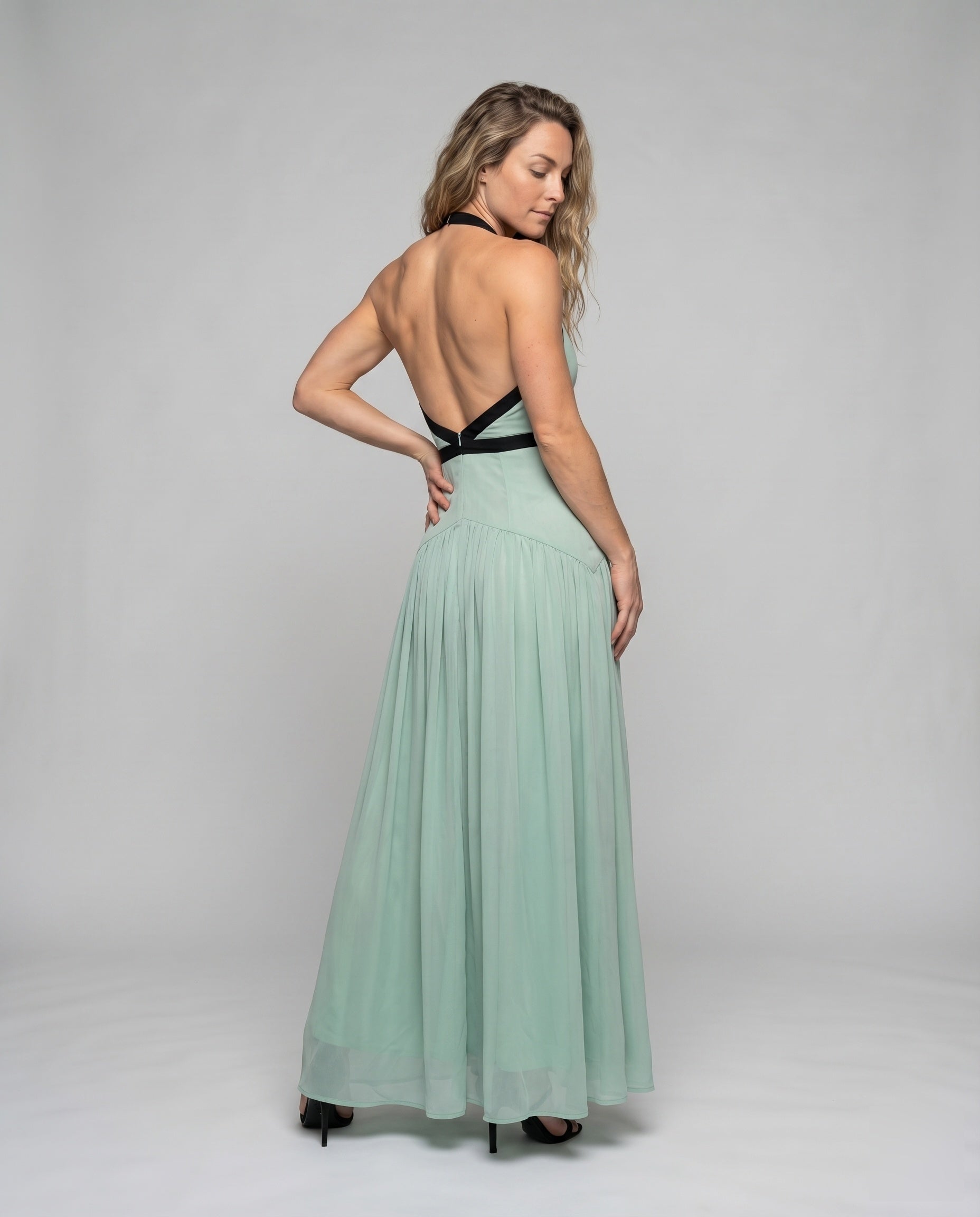 Product 15601205576010 - back_view