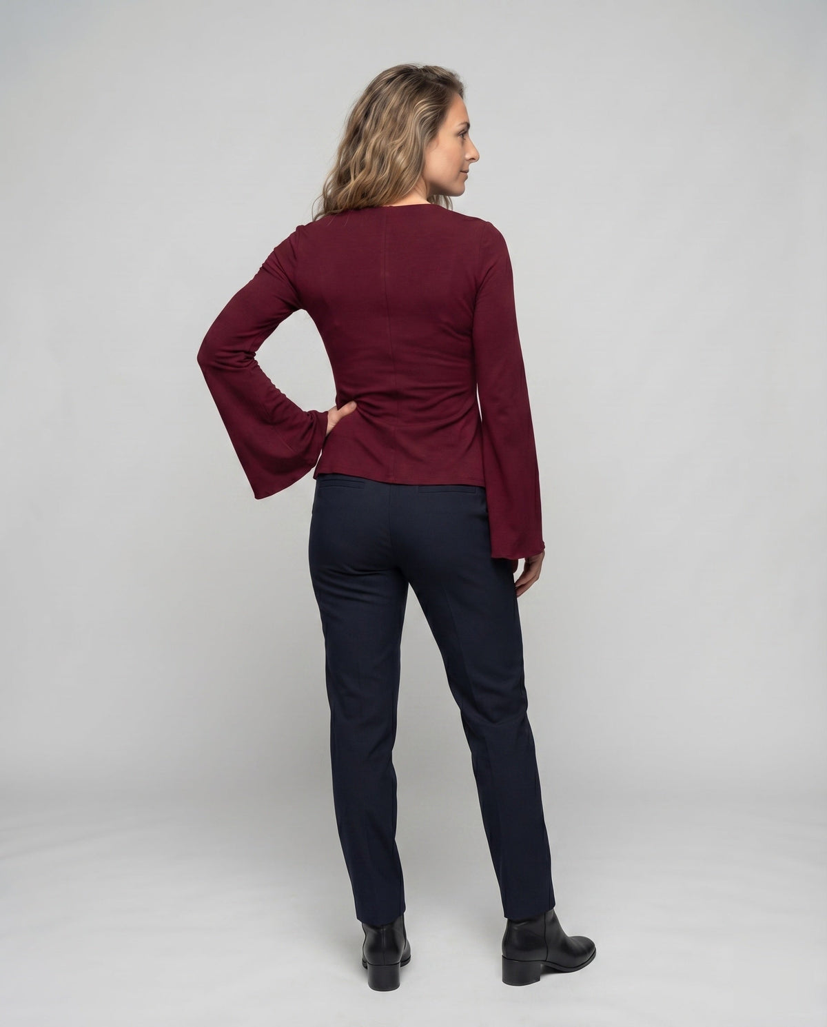 Product 15606903308618 - back_view