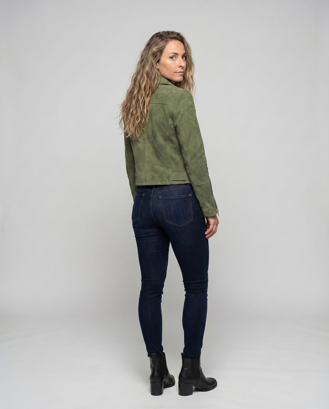 Product 15606903406922 - back_view