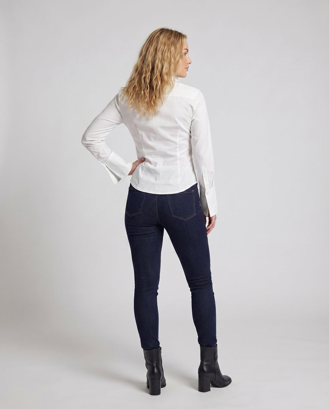 Product 15606904062282 - back_view