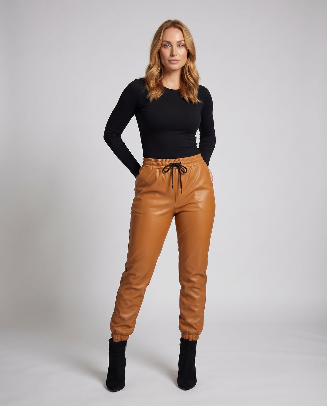 Product 15606904258890 - full_body_front