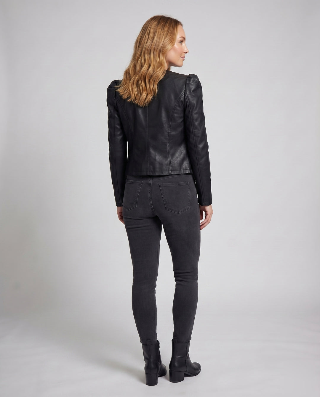 Product 15606904324426 - back_view