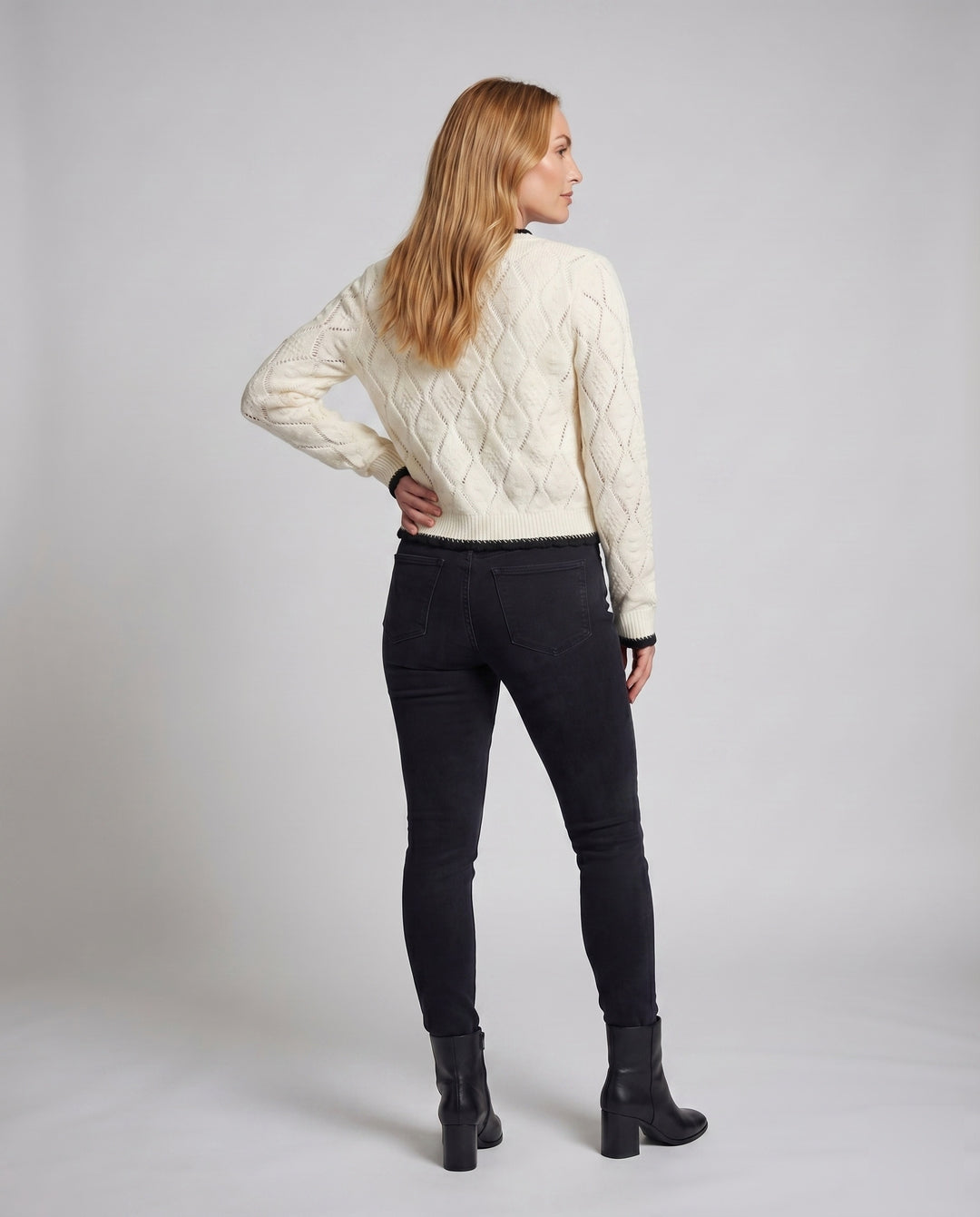 Product 15606904750410 - back_view