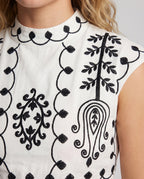 Product 15606907175242 - close_up_detail