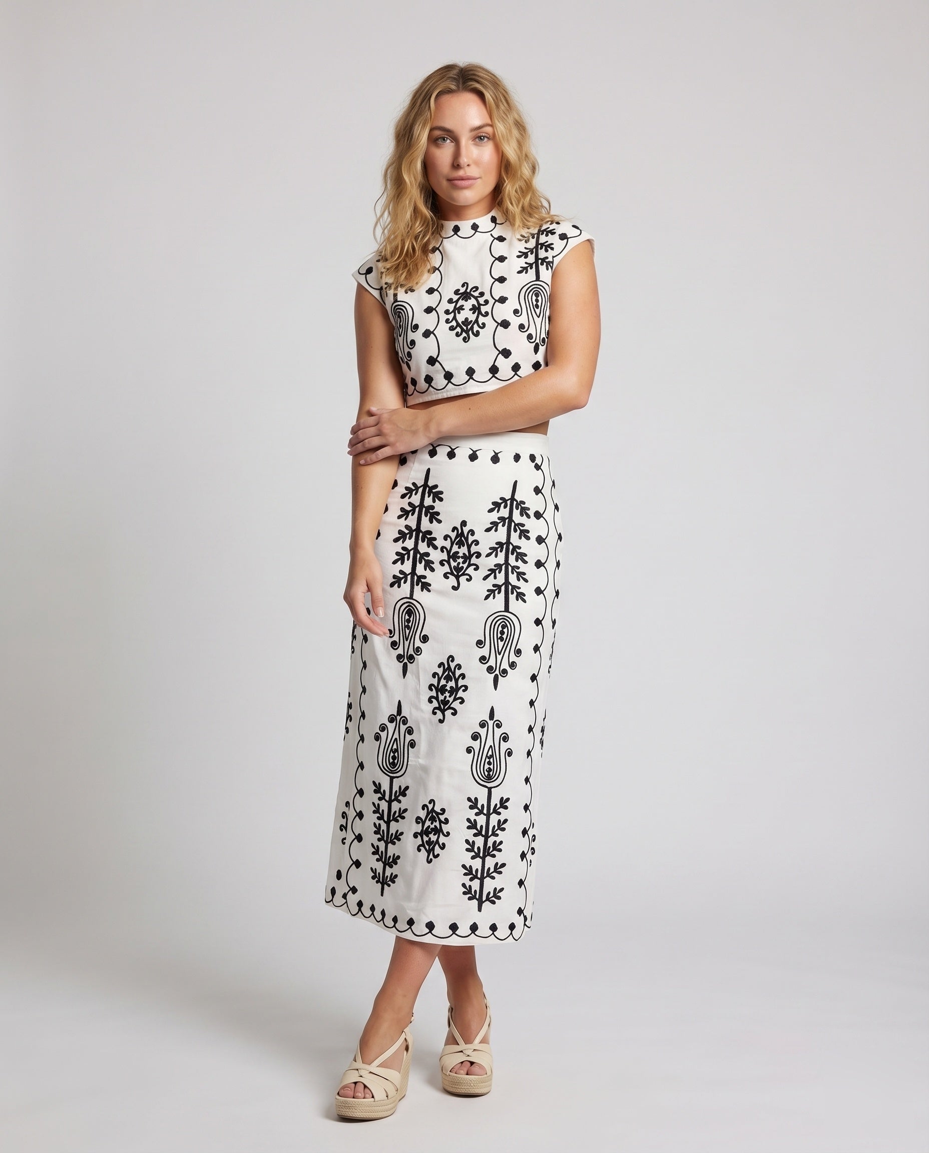 Product 15606907175242 - full_body_front