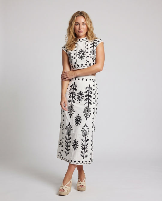 Product 15606907175242 - full_body_front