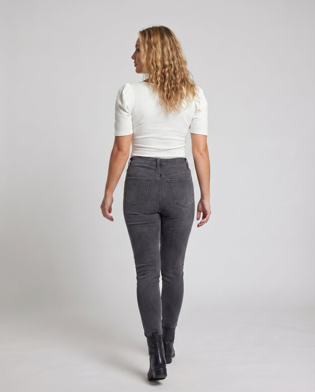 Product 15606907208010 - back_view