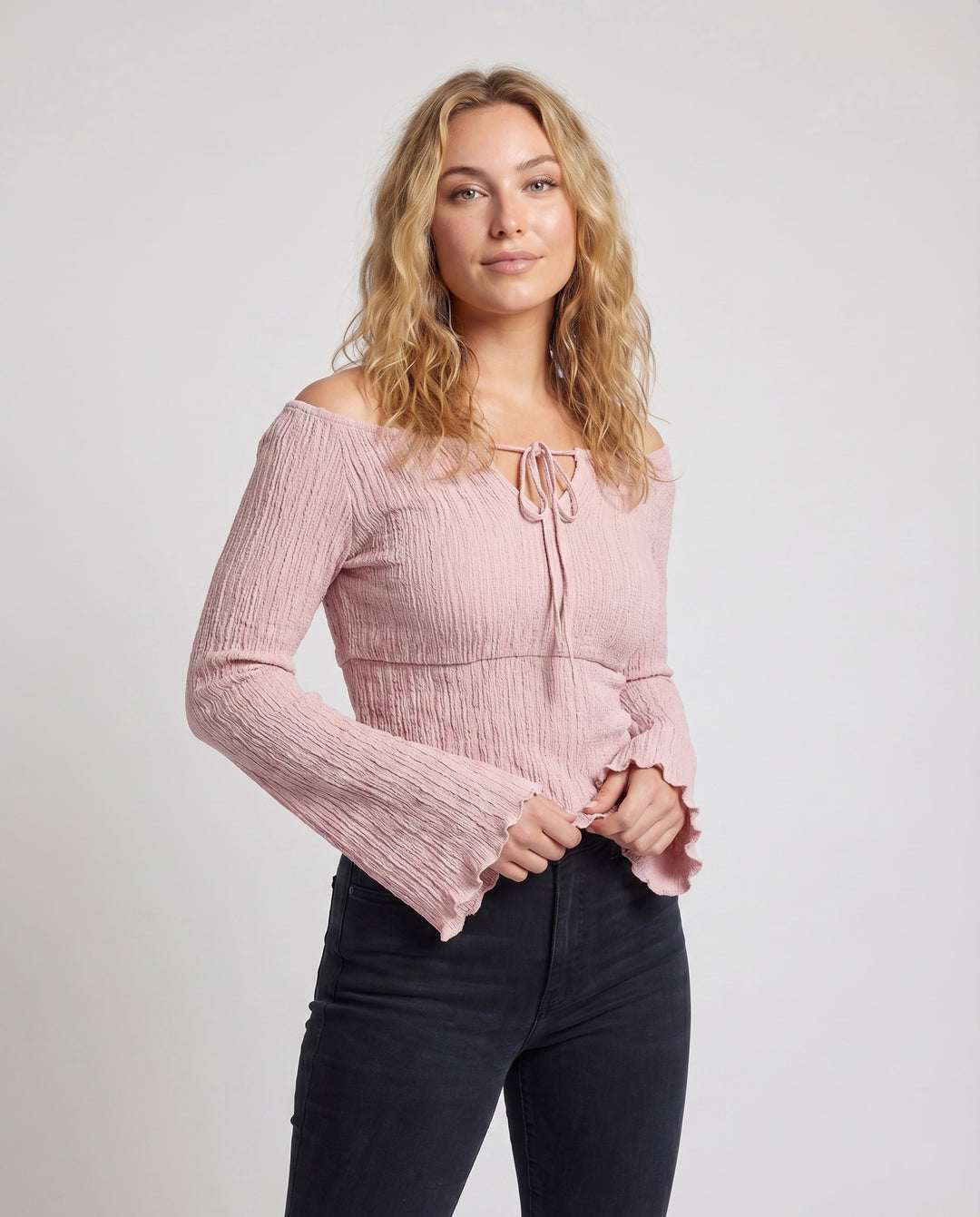 Product 15606907404618 - upper_body