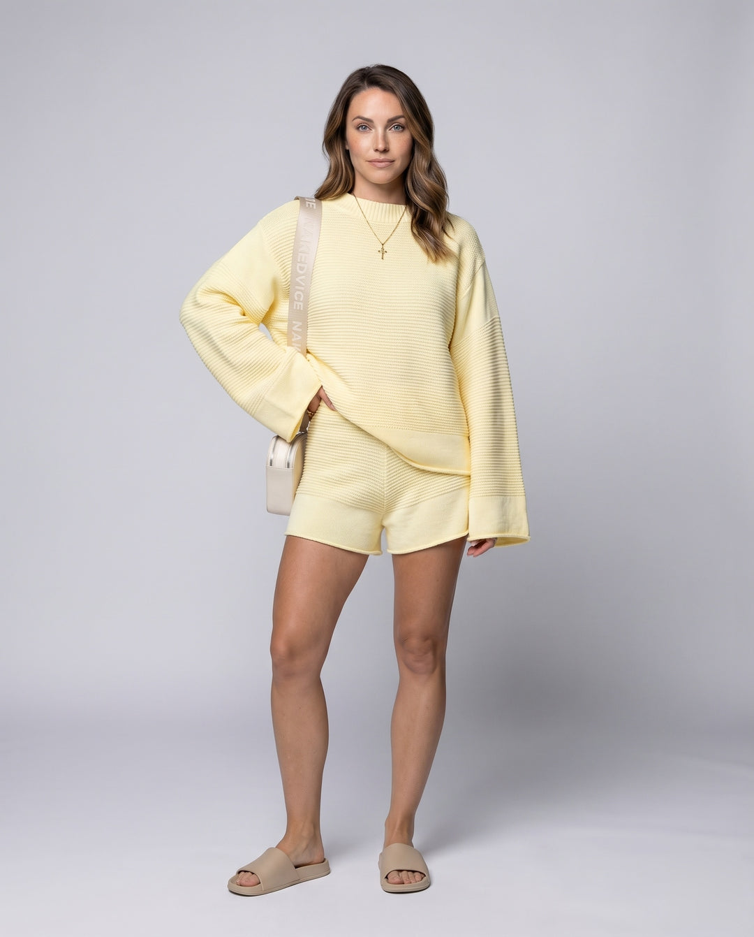 Product 15606909010250 - full_body_front