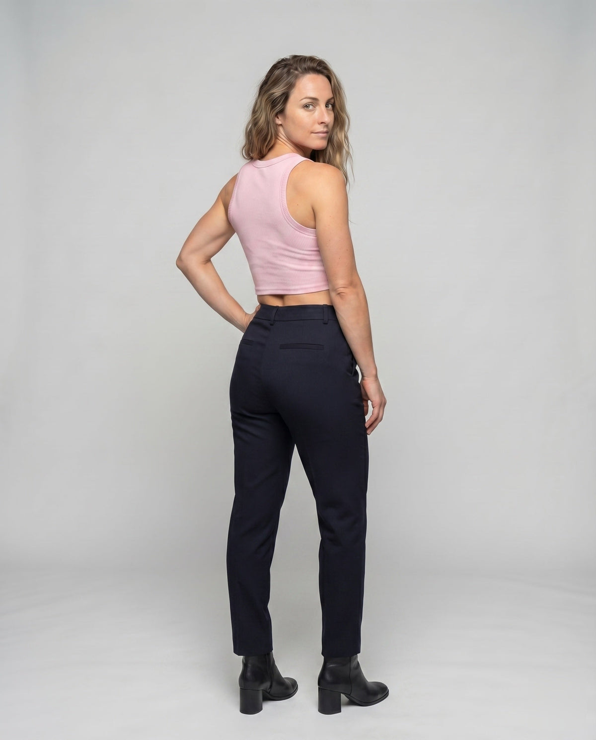 Product 15606910157130 - back_view