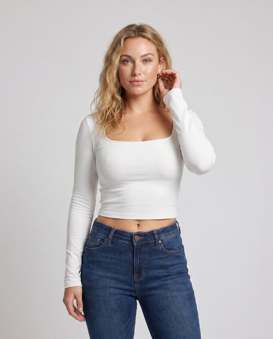 Product 15606910681418 - upper_body
