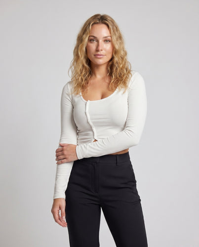 Damen figurbetontes Langarmoberteil mit Knopfdetails