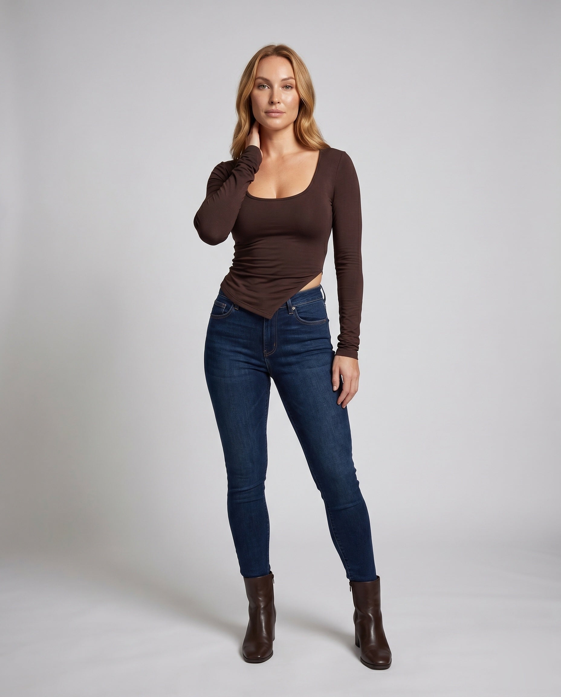 Product 15606910943562 - full_body_front