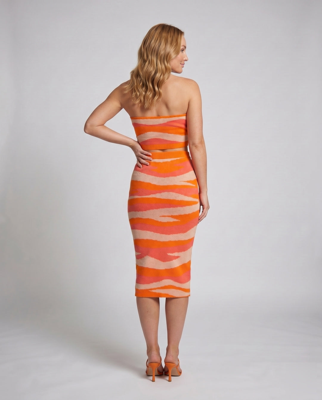 Product 15606916415818 - back_view