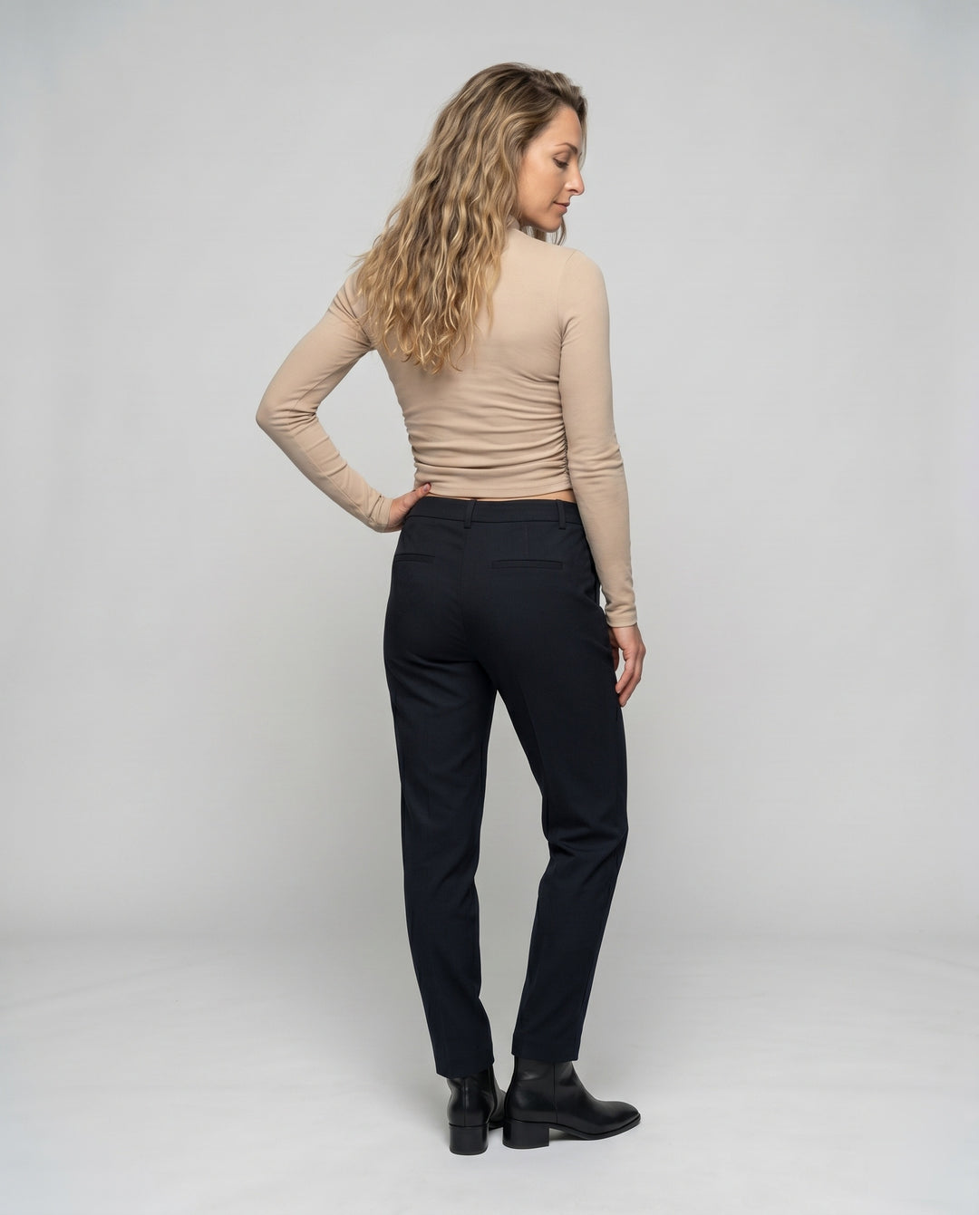 Product 15606921298250 - back_view