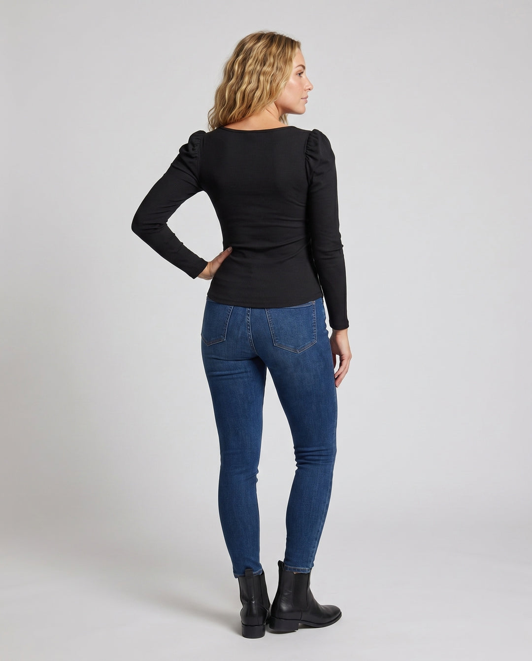 Product 15606921429322 - back_view