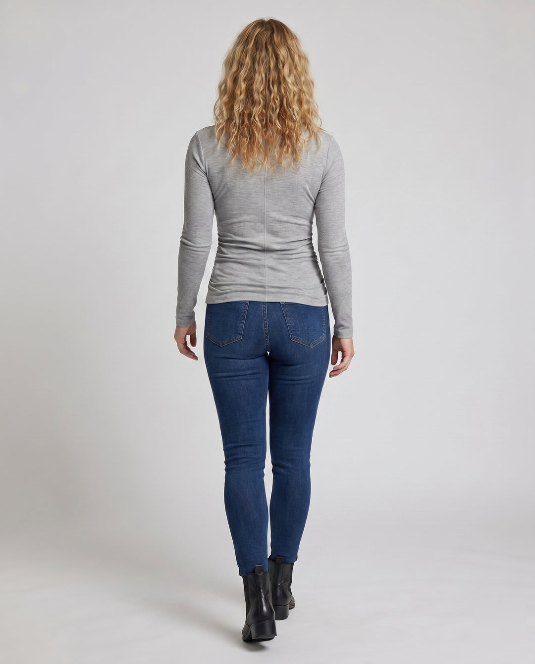 Product 15606921625930 - back_view