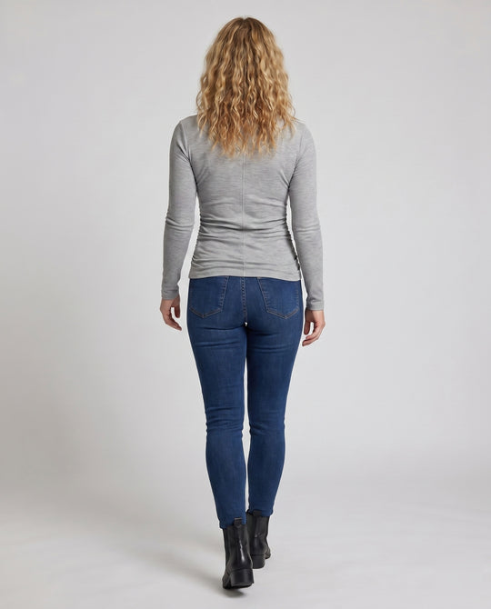 Product 15606921625930 - back_view