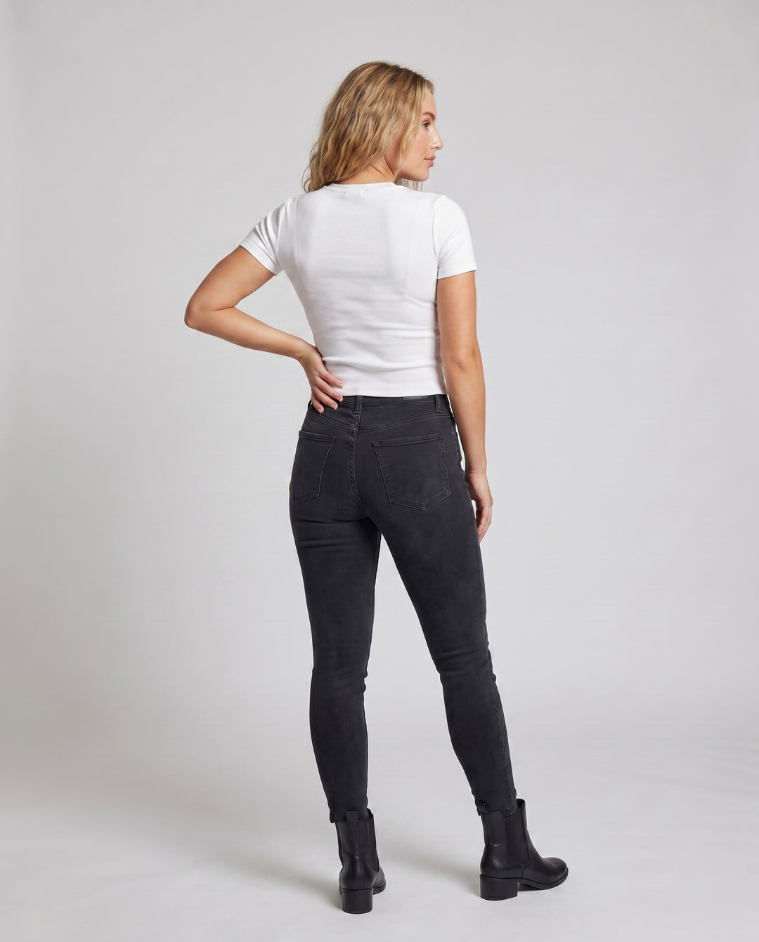 Product 15606921822538 - back_view