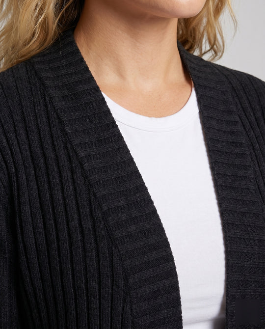 Product 15606923952458 - close_up_detail
