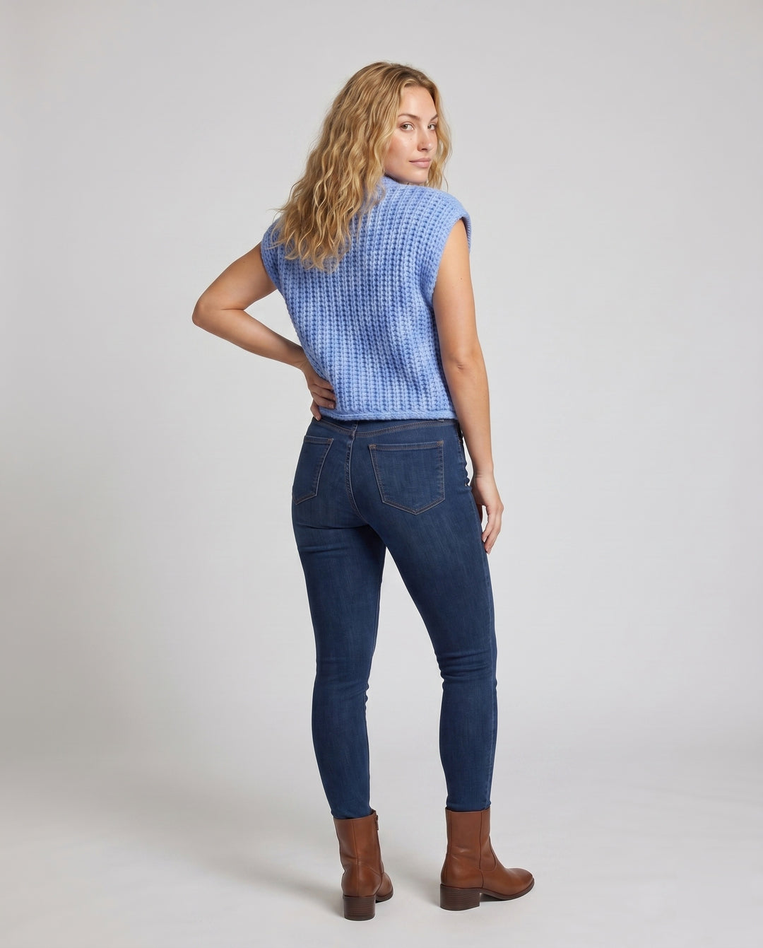 Product 15606924017994 - back_view