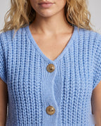 Product 15606924017994 - close_up_detail