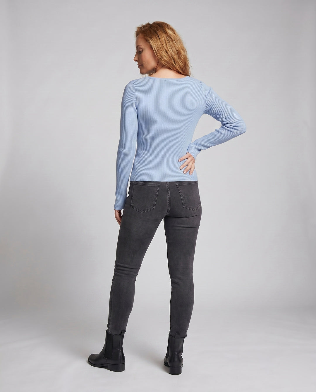 Product 15606925590858 - back_view