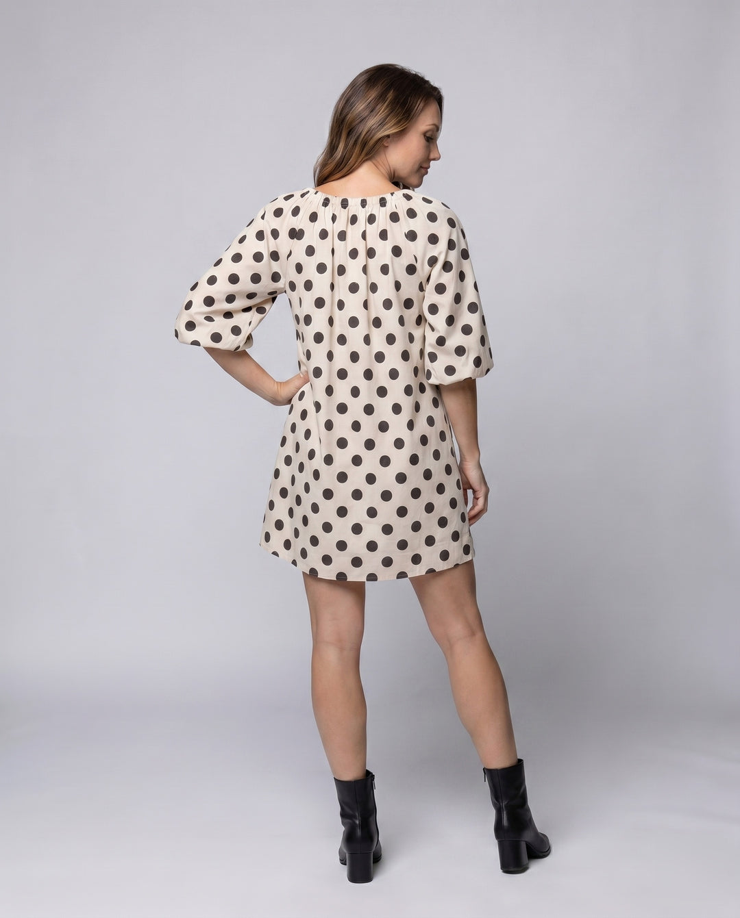 Product 15606926246218 - back_view