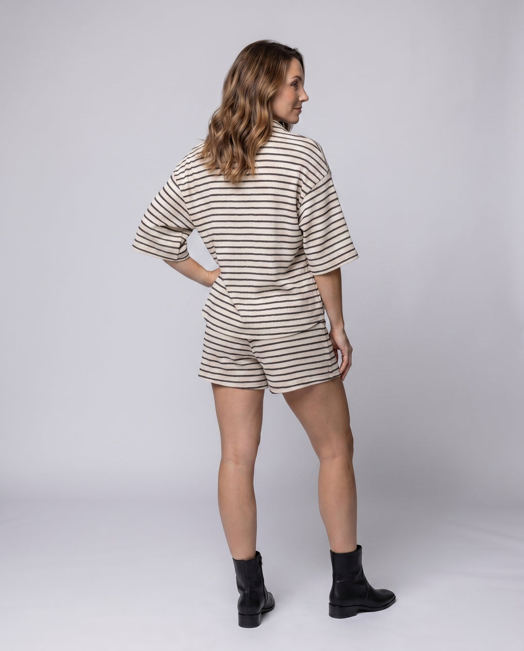 Product 15606926508362 - back_view