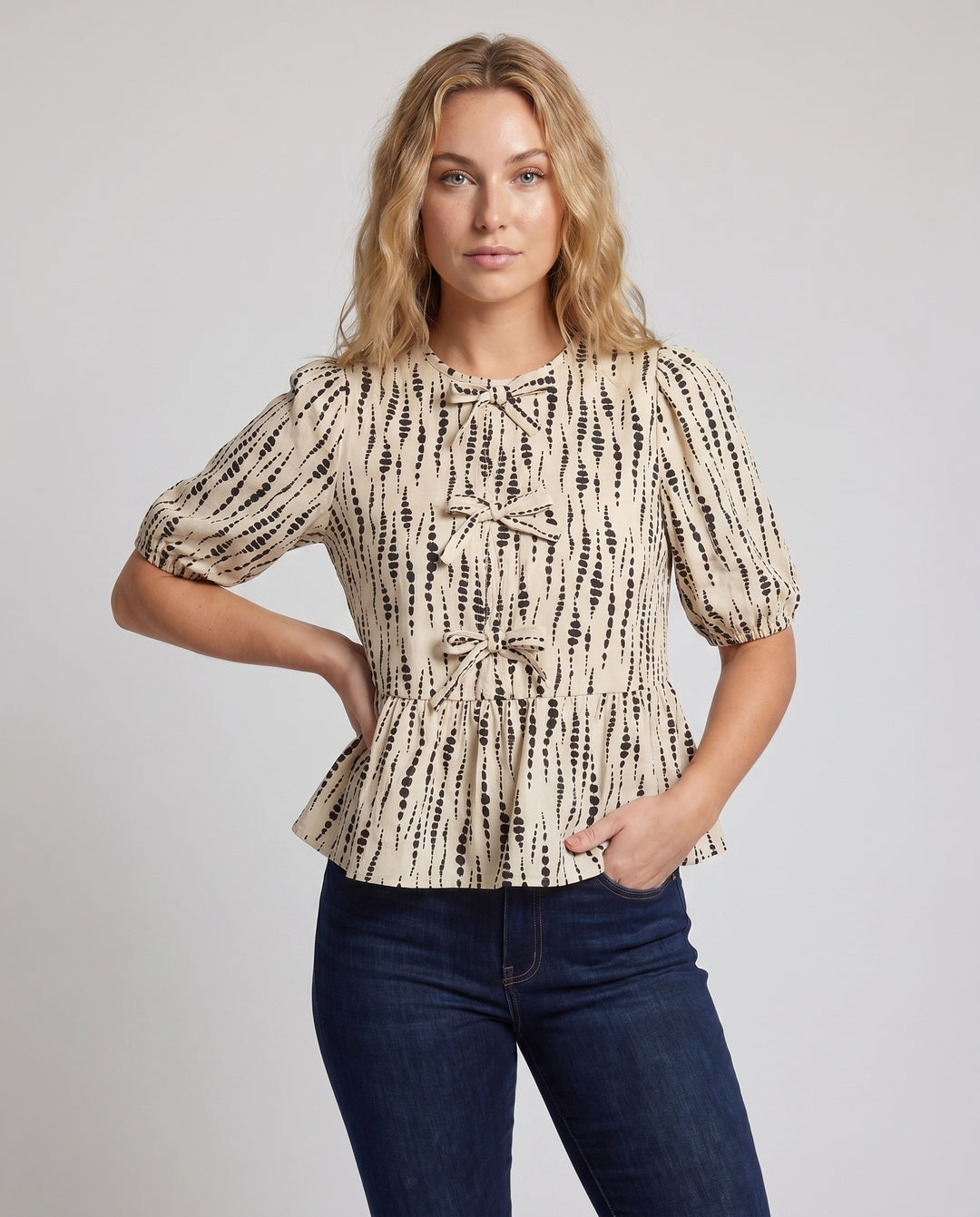 Product 15606940533066 - upper_body