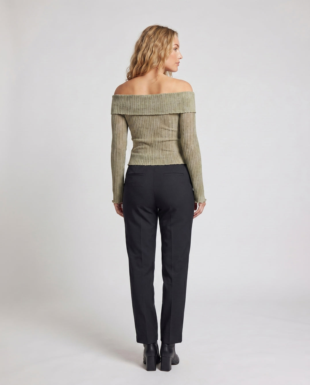 Product 15606940631370 - back_view