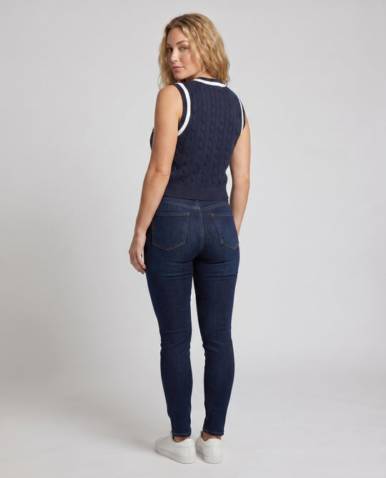 Product 15606952689994 - back_view
