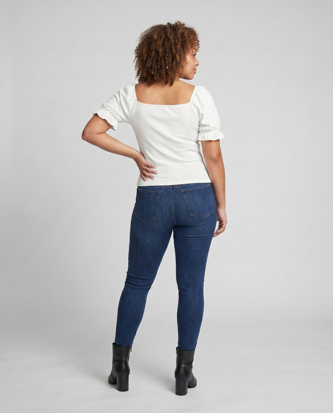 Product 15606955639114 - back_view