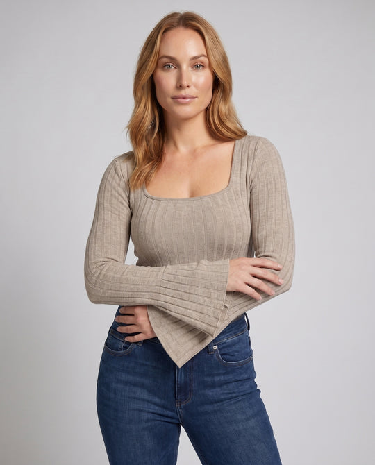 Product 15606958031178 - upper_body