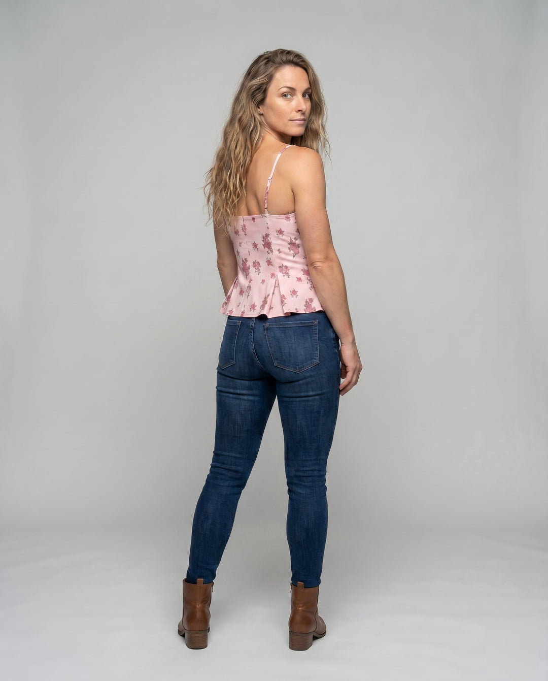 Product 15606961701194 - back_view
