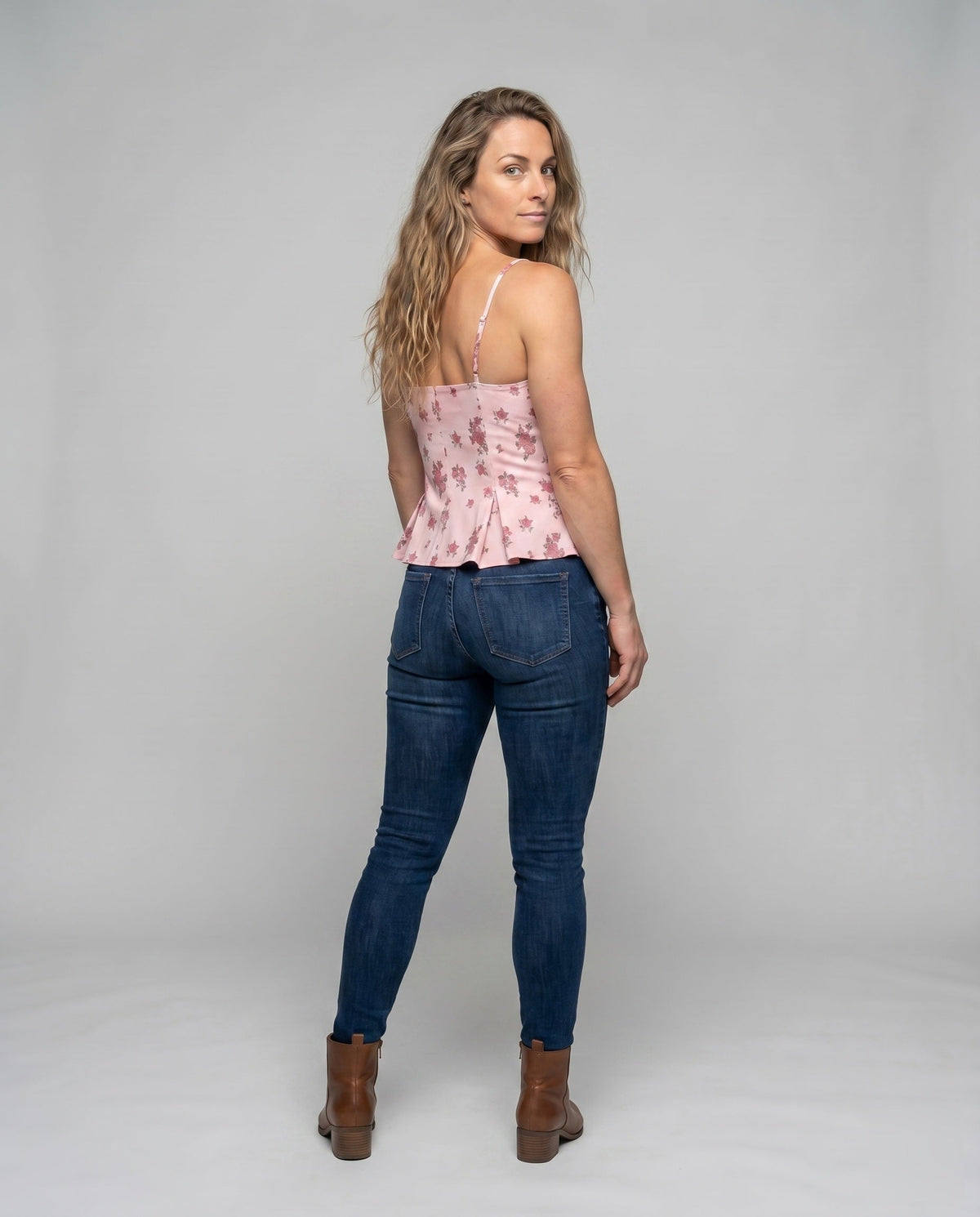 Product 15606961701194 - back_view