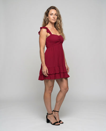 Damen Sommerkleid mit schulterfreiem Design und verspielten Rüsche-Details