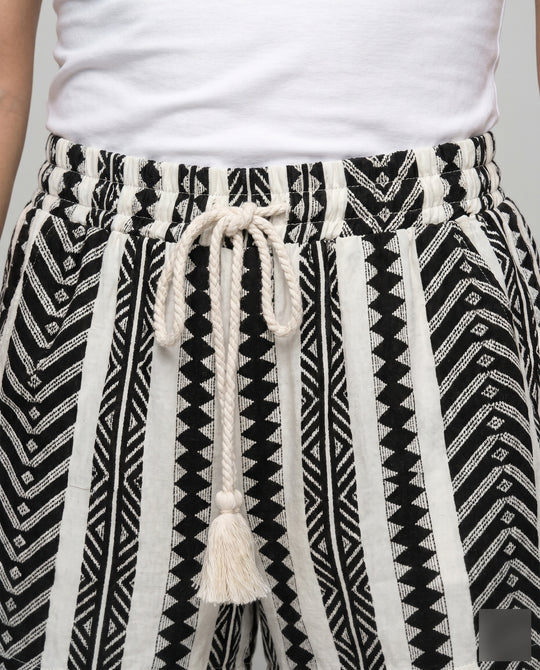 Product 15606963732810 - close_up_detail