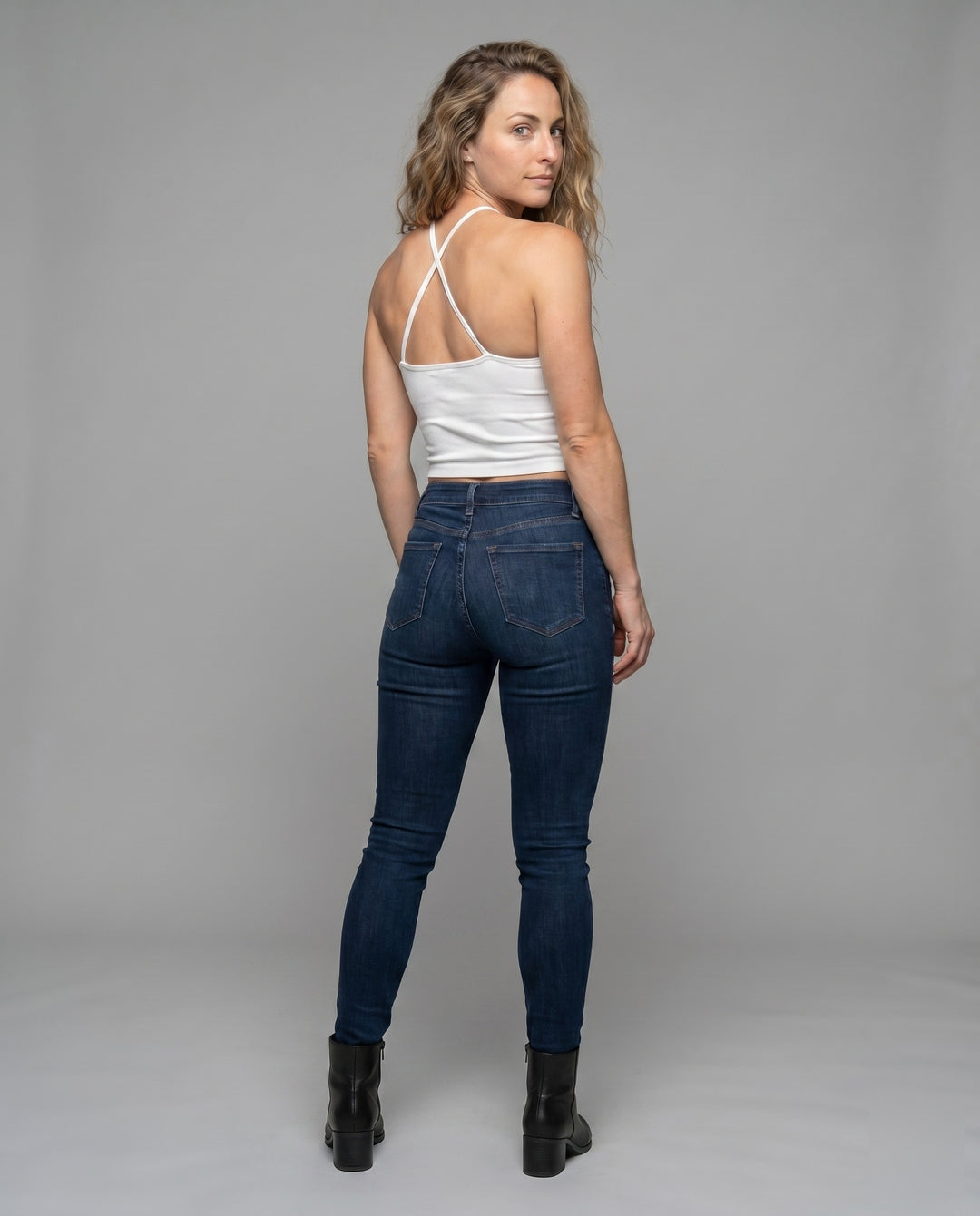 Product 15606966714698 - back_view