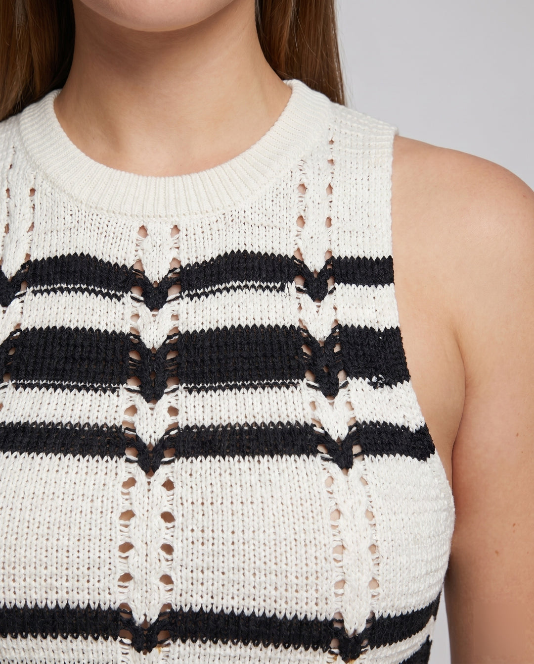 Product 15606968320330 - close_up_detail