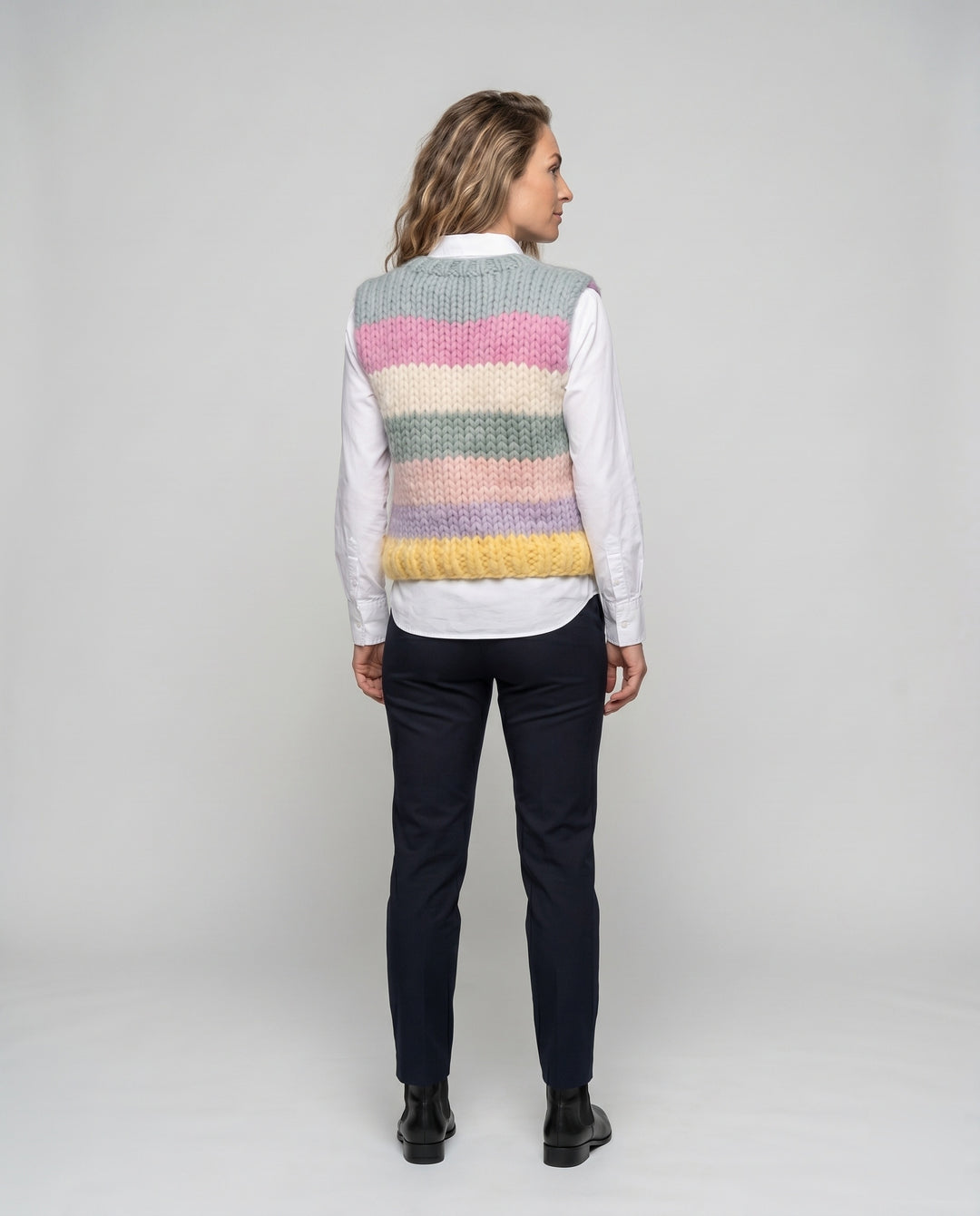 Product 15606968746314 - back_view