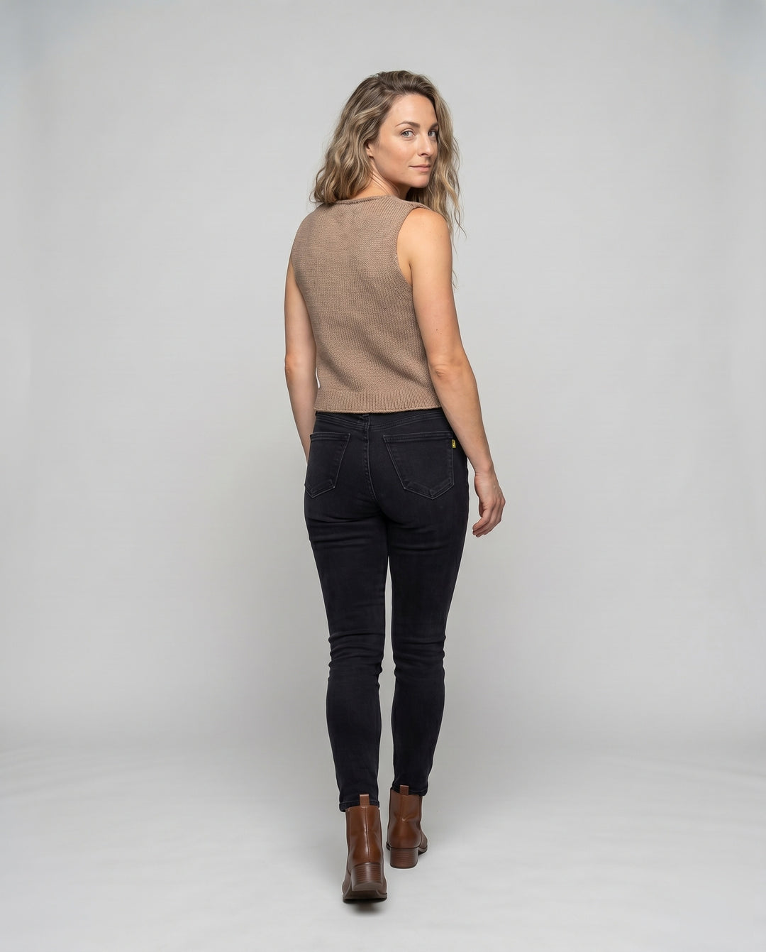 Product 15606969205066 - back_view