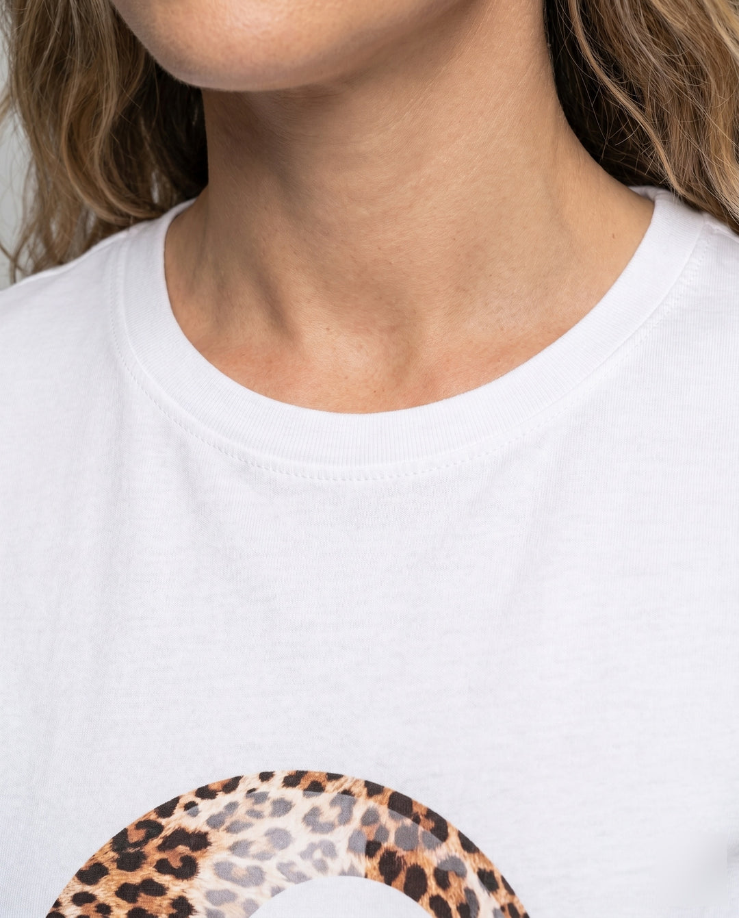 Product 15606974185802 - close_up_detail