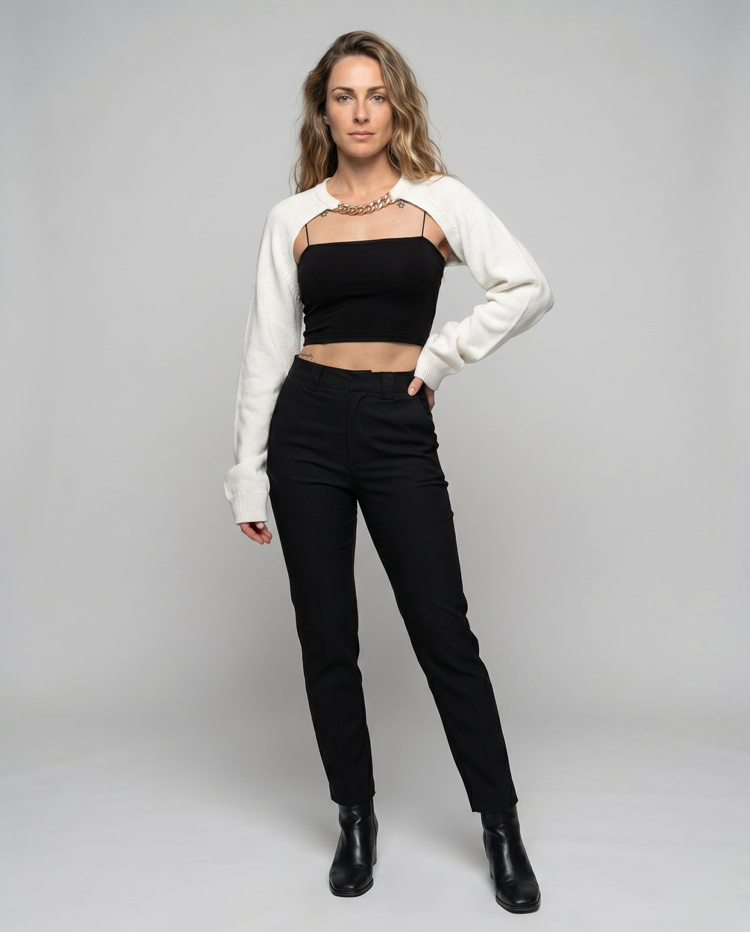 Product 15606974447946 - full_body_front